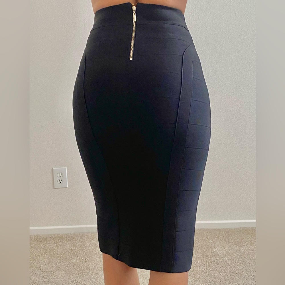 bebe Black Pencil Skirt with Gold Zipper